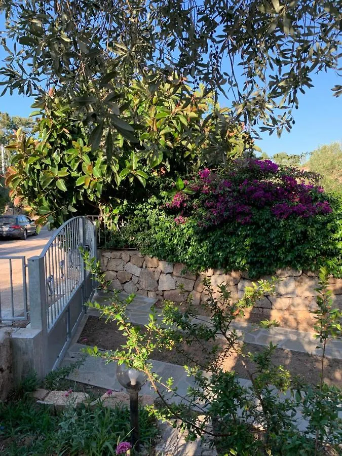 Caposchiera Indipendente. Villa San Teodoro  0*, San Teodoro (Sardinia)