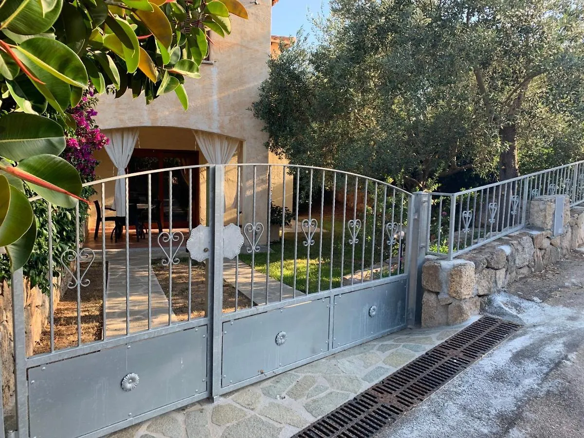 Caposchiera Indipendente. Villa San Teodoro  Holiday home